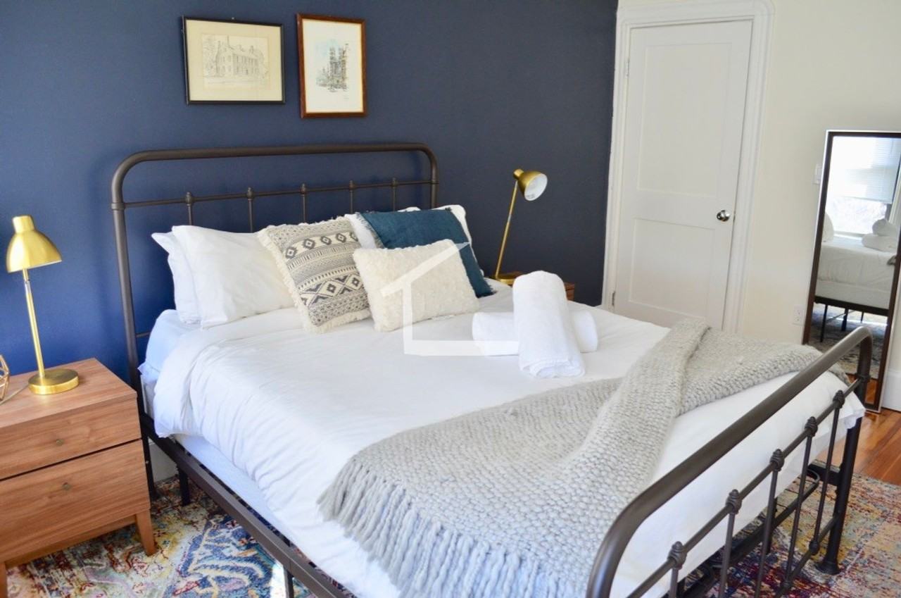 48 E Springfield St - Photo 3 of 5