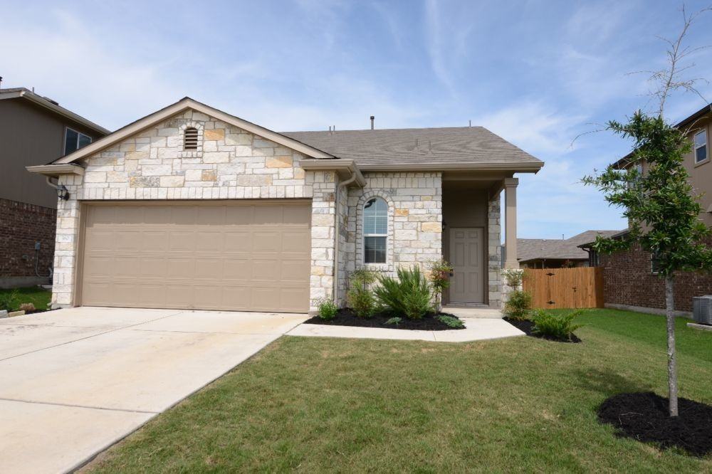 360 Purple Martin Ave - Photo 2 of 25