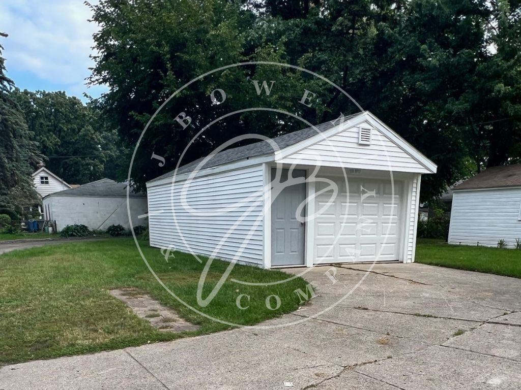 2344 Ward St - Photo 2 of 13