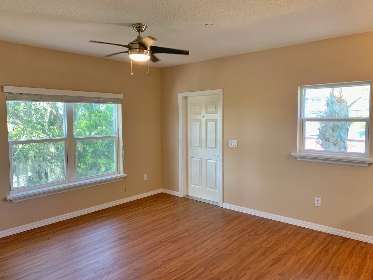 133 De Haven St - Photo 5 of 22