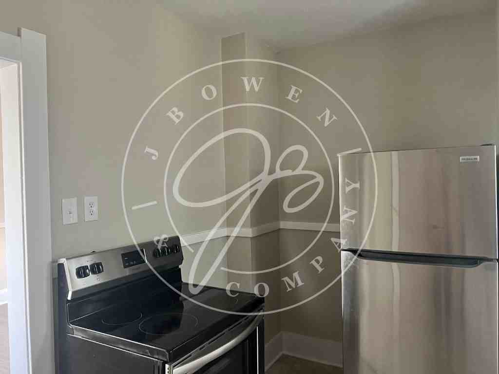3922 Jackman Rd - Photo 5 of 7