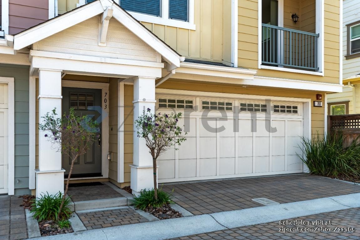 703 N Hummingbird Ln - Photo 2 of 28