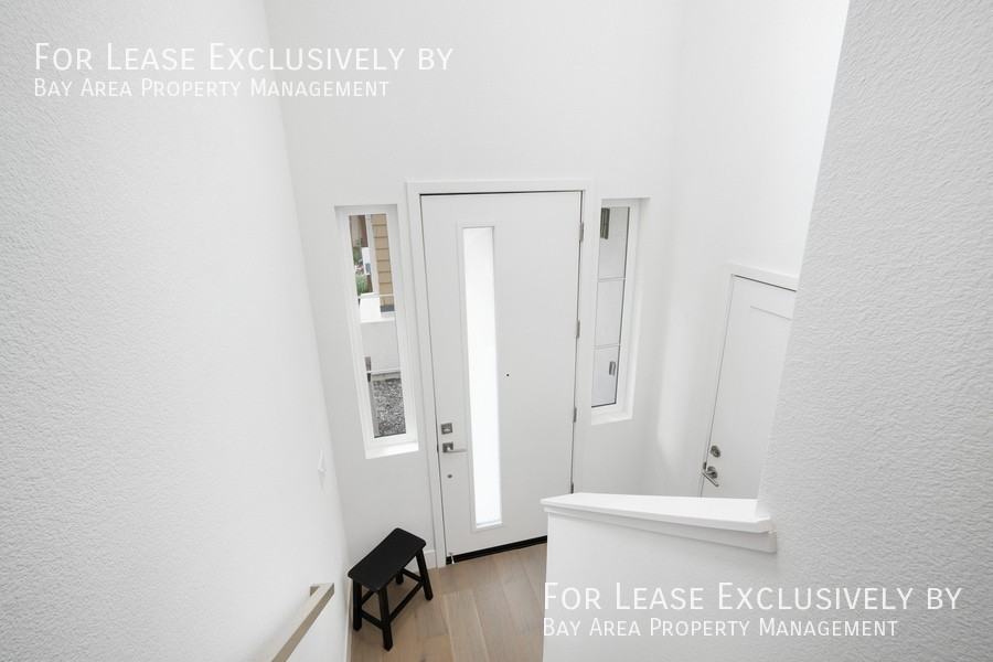 15004 Briggs Ct - Photo 2 of 24