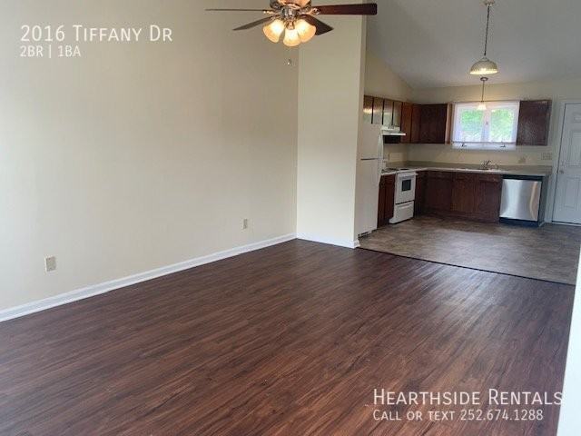 2016 Tiffany Dr - Photo 3 of 9