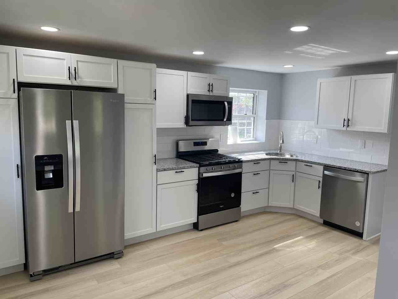 619 Beaver St #619 - Photo 2 of 20