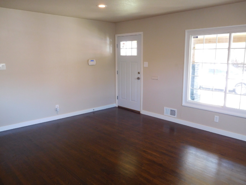 1399 Scranton St - Photo 2 of 17