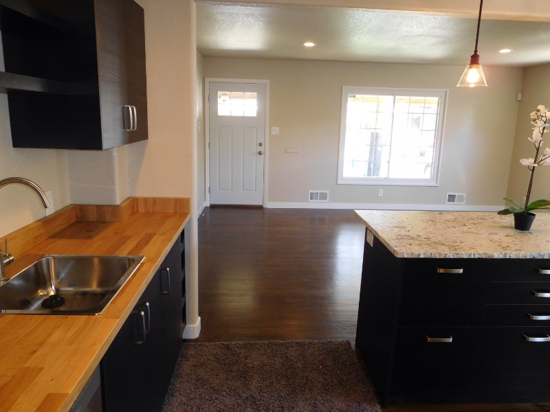 1399 Scranton St - Photo 3 of 17