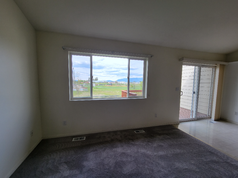 2223 Teal Dr - Photo 3 of 4