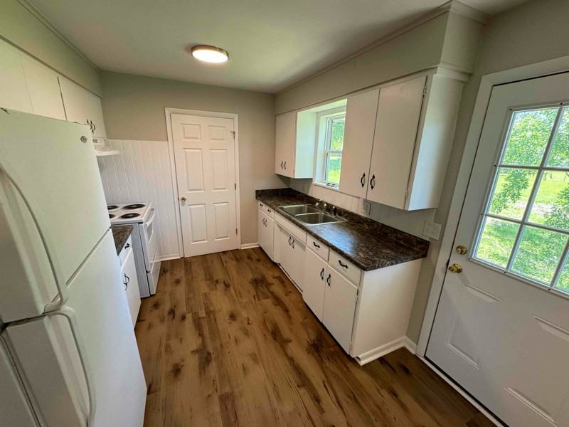 922 West Pearl Street - Photo 4 of 12