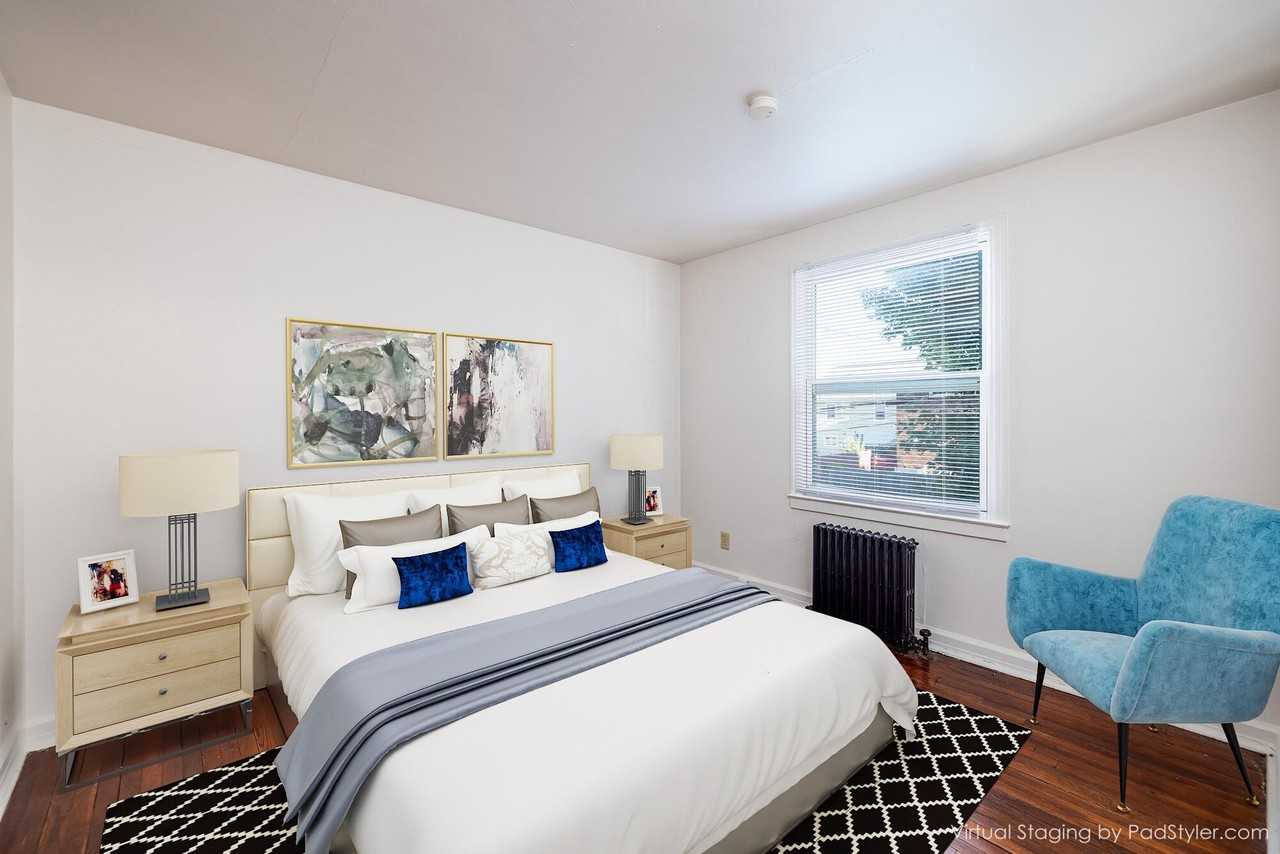 Amherst Gardens - Photo 5 of 6