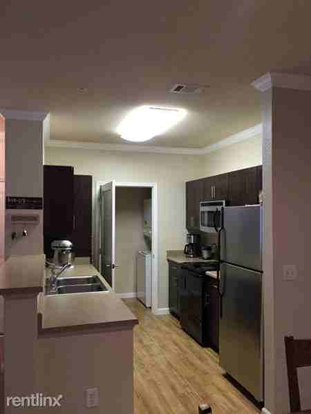 Mosaic Apartments - Photo 3 of 8