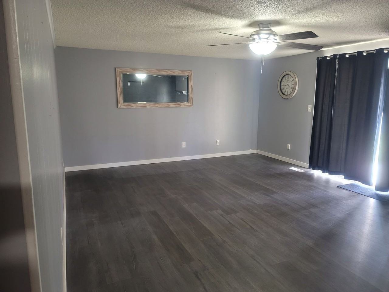 776 W Sage St - Photo 5 of 11