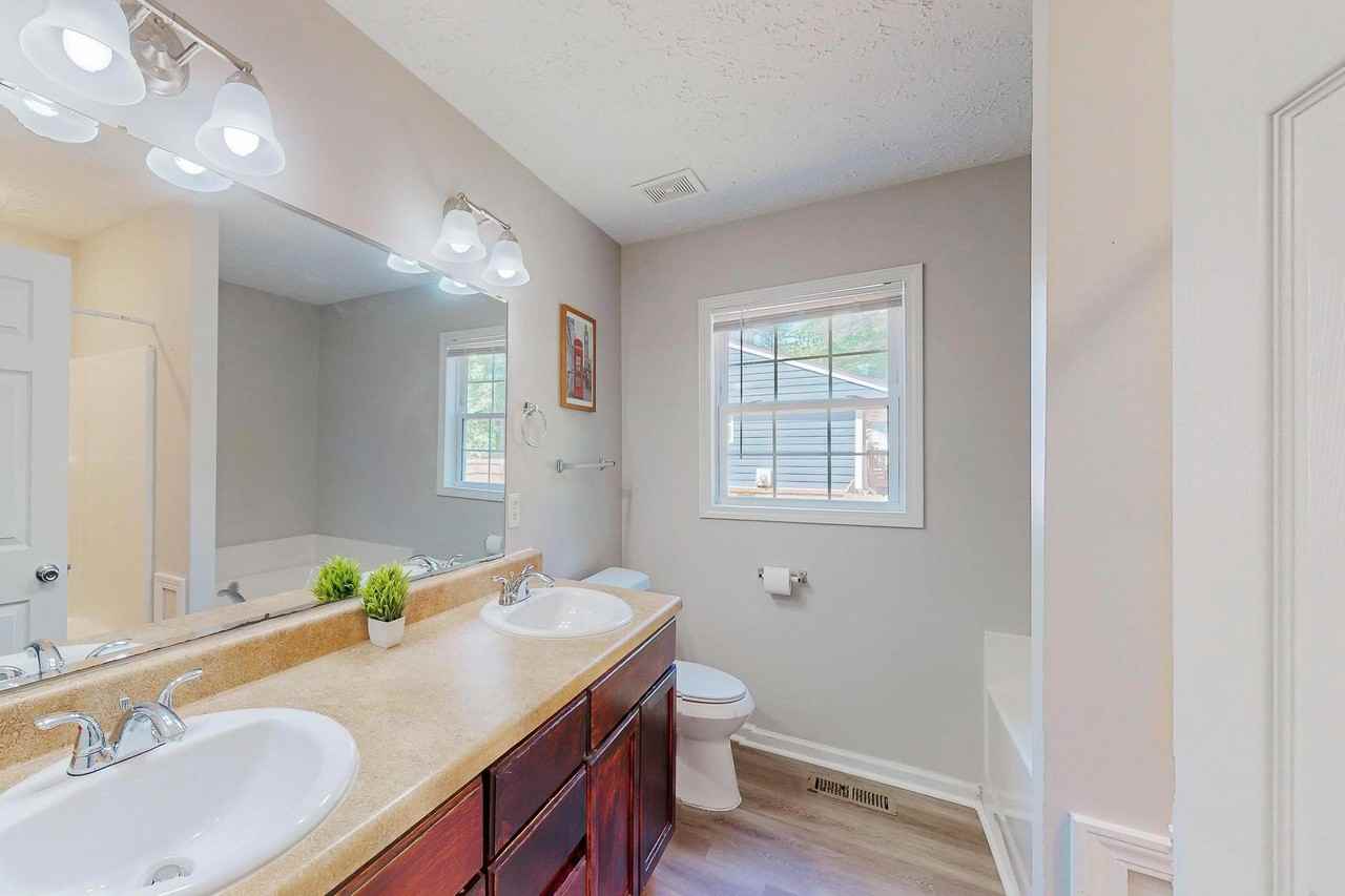 Clevemont Rd - Photo 7 of 11