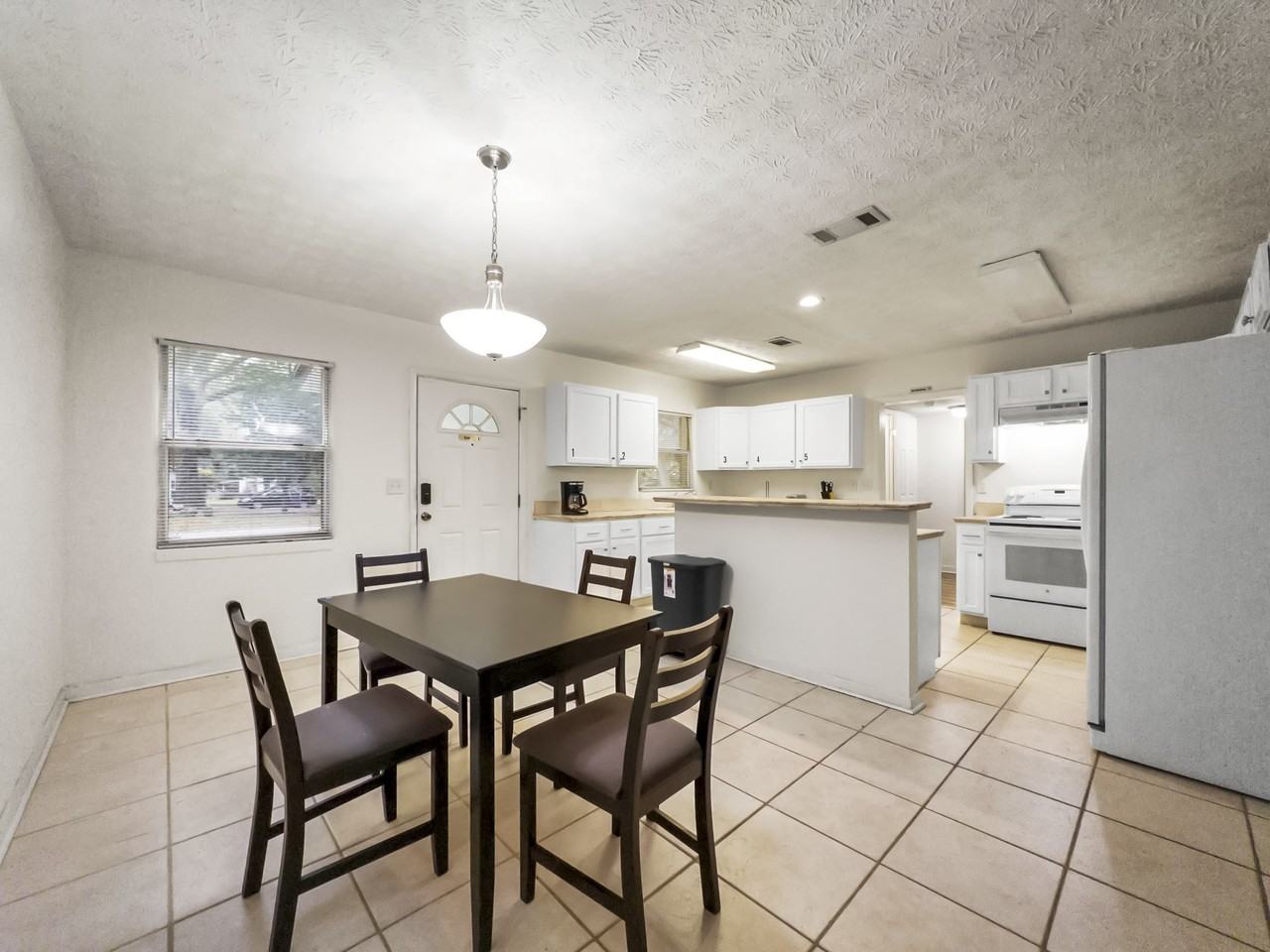 King Arthur Rd - Photo 3 of 15