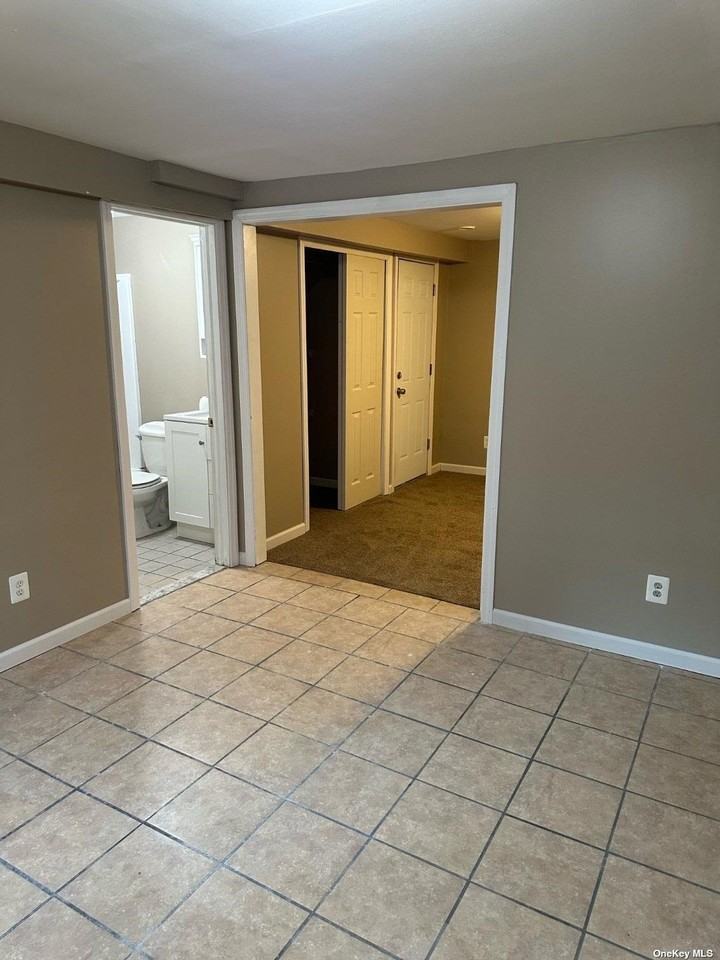 34 Clover Ave - Photo 3 of 12
