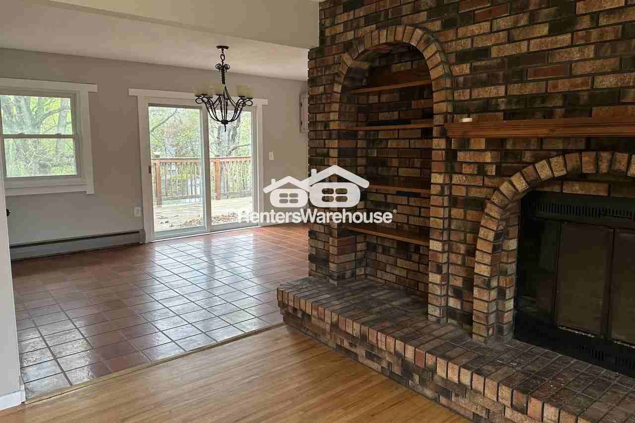 5450 270th St - Photo 3 of 29