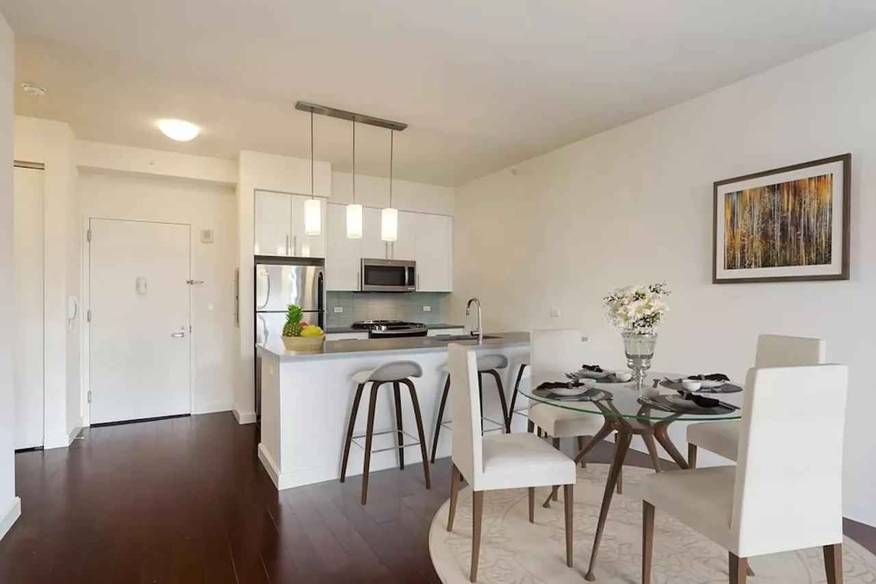 176 Myrtle Ave - Photo 2 of 10