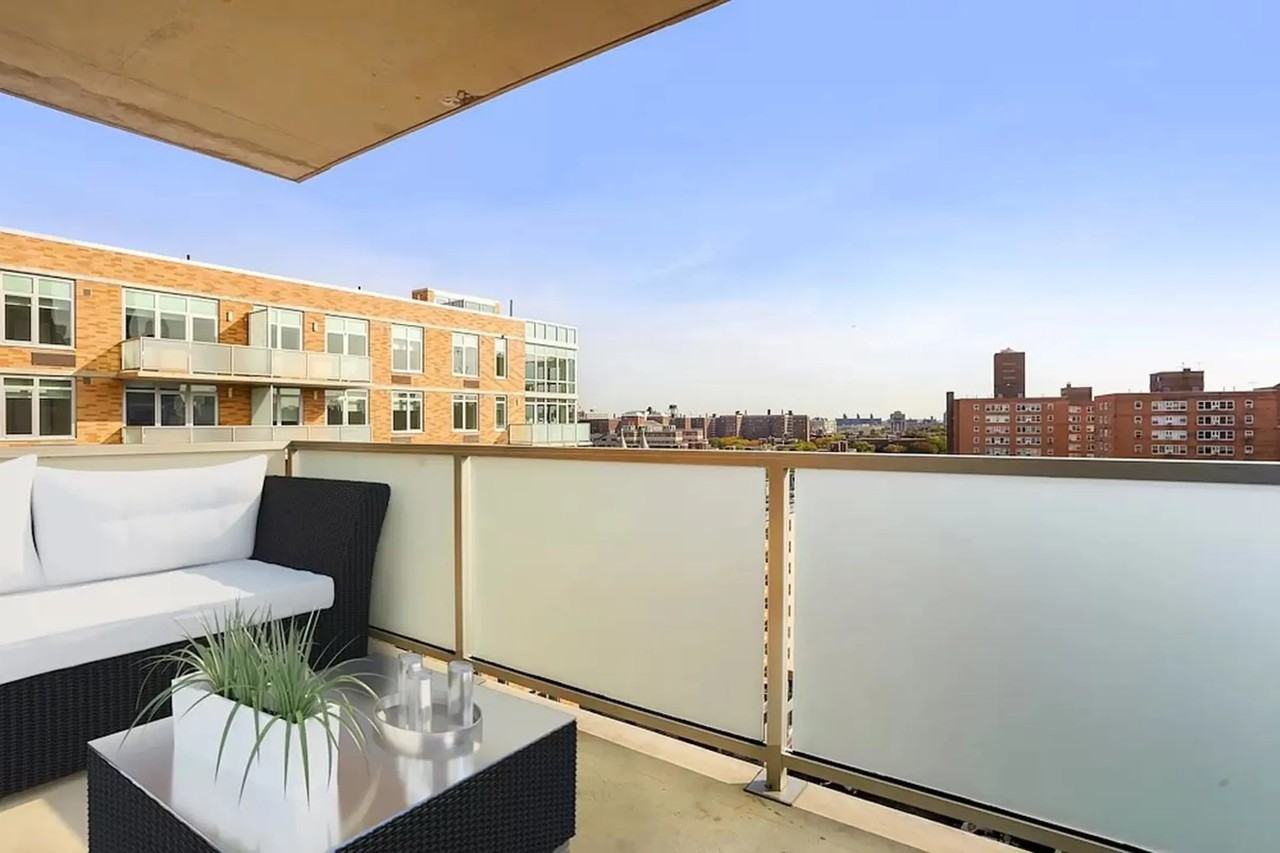 176 Myrtle Ave - Photo 3 of 10