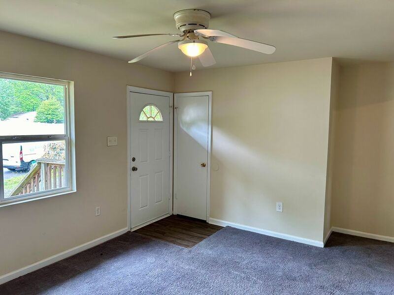 1107 Worthington Ct - Photo 2 of 16
