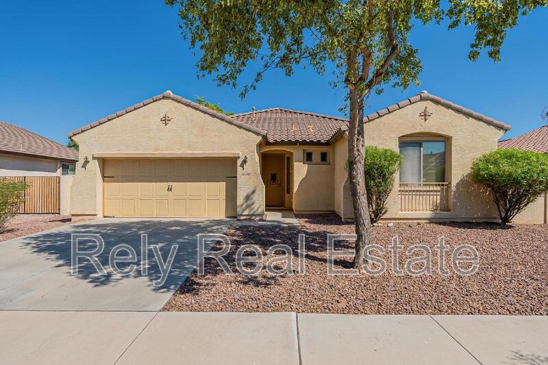 14110 W Windrose Dr - Photo 3 of 36