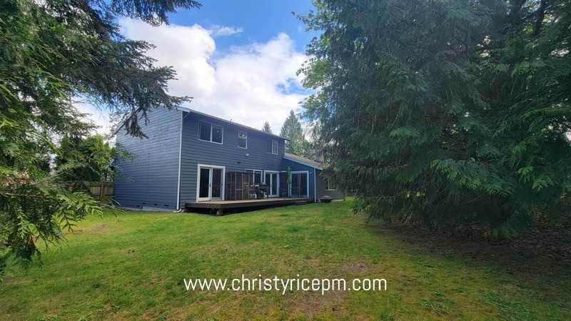 1425 172nd Pl Ne - Photo 3 of 38