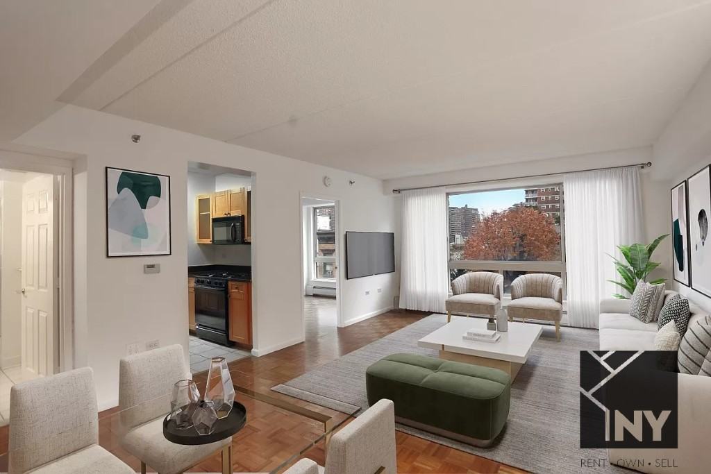 W 30th St #10D - Photo 2 of 4