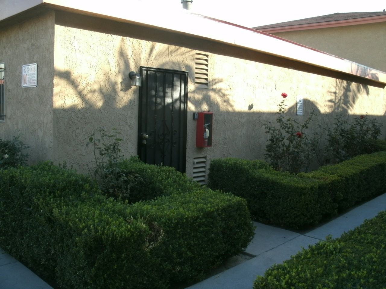Vista Palms Apartments - Photo 4 of 10