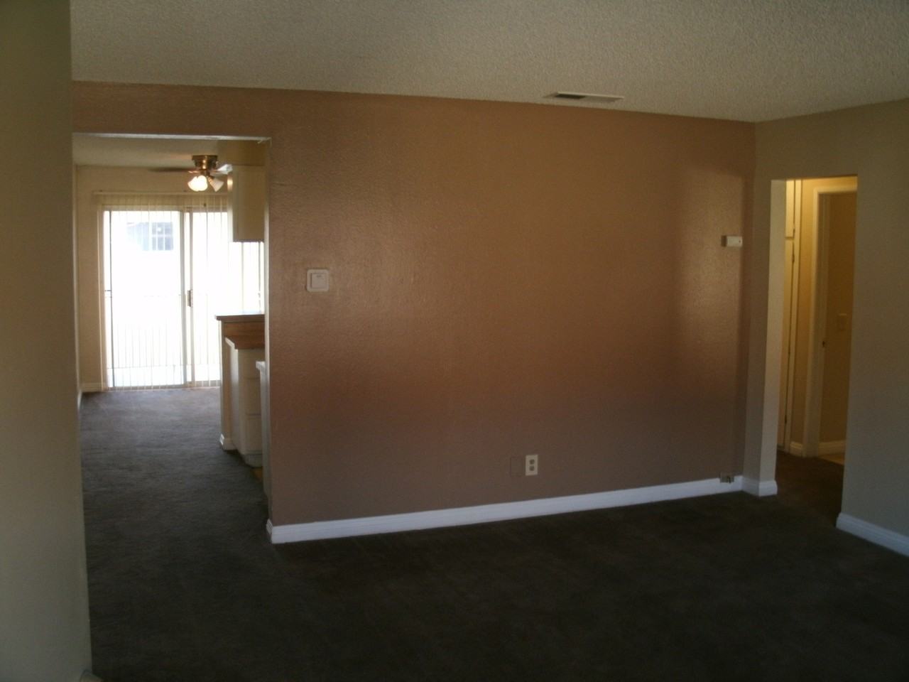 Vista Palms Apartments - Photo 7 of 10