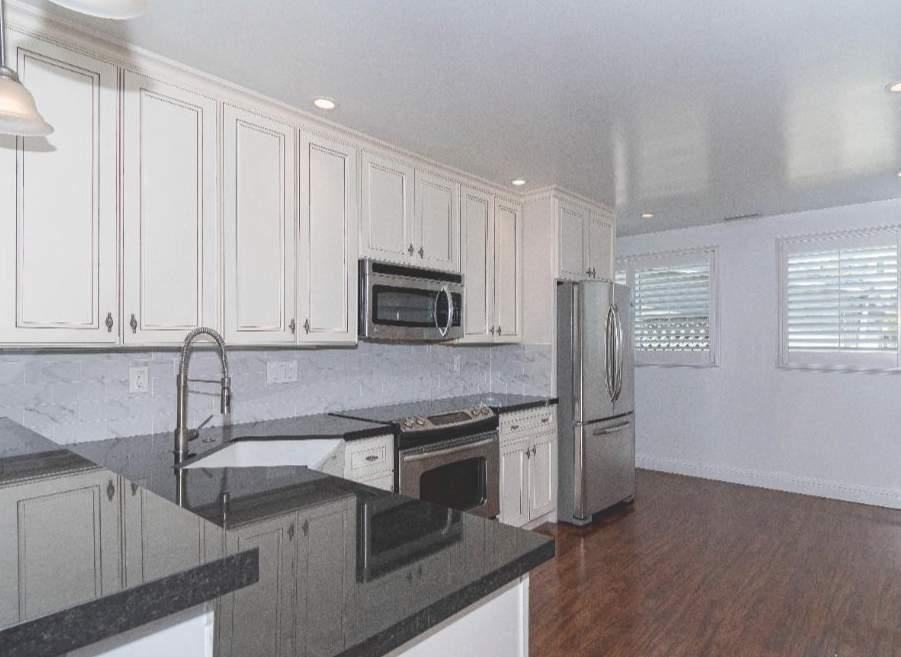 40 Wood St - Photo 2 of 12