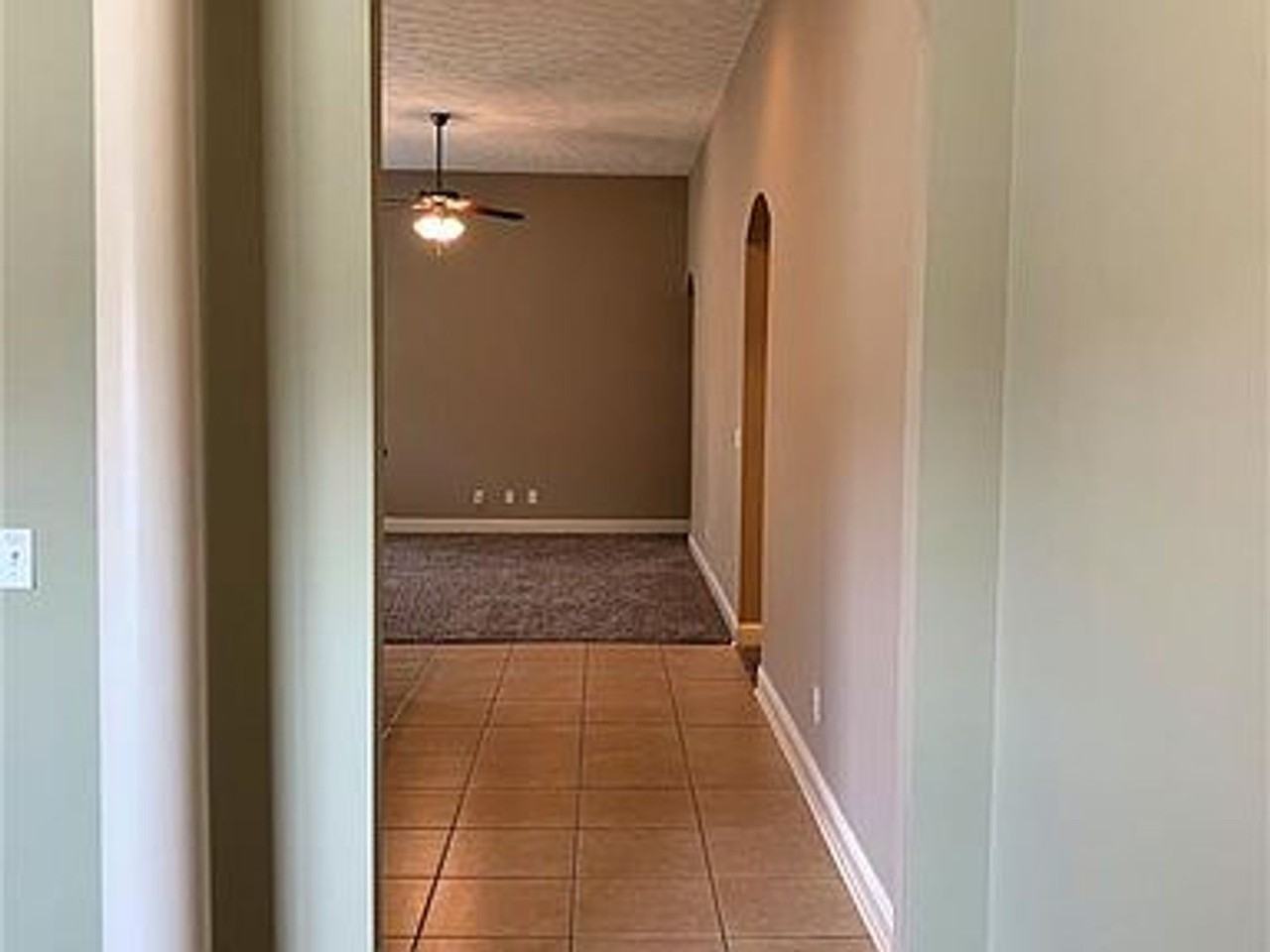 725 Briarcliff Pl - Photo 2 of 19