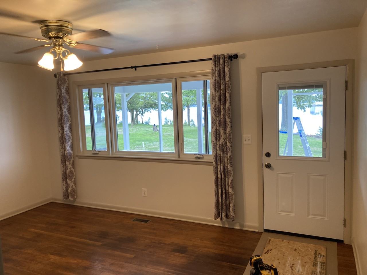 1345 Tongue Cove Dr #NA - Photo 3 of 4