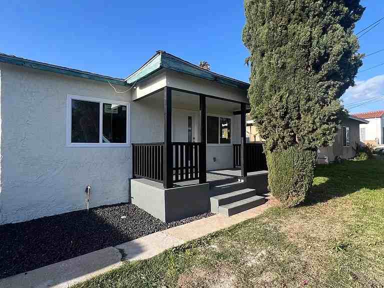 1723 W 121st St #NA - Photo 3 of 15