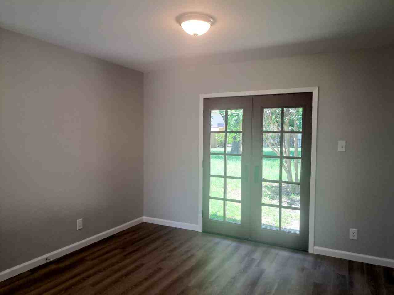 59082 Harvard St N - Photo 5 of 31