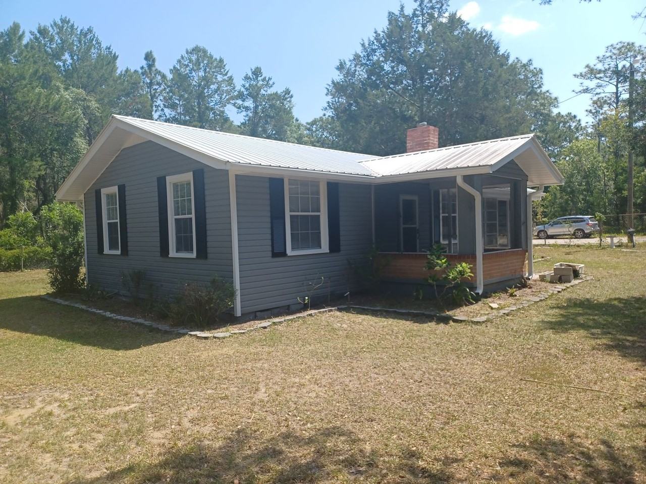 166 Hernando Dr - Photo 2 of 22