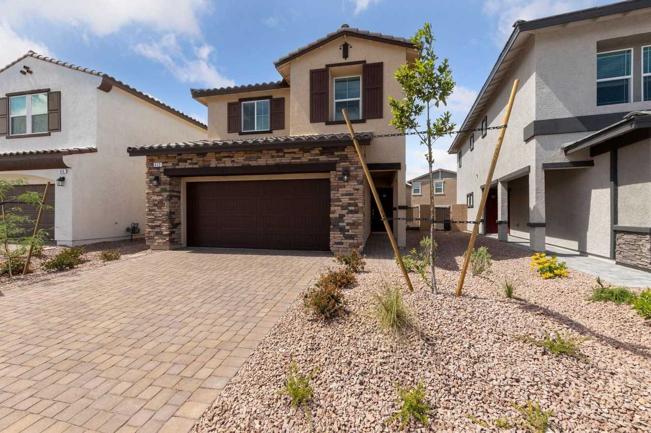412 Canary Song Dr - Photo 2 of 33