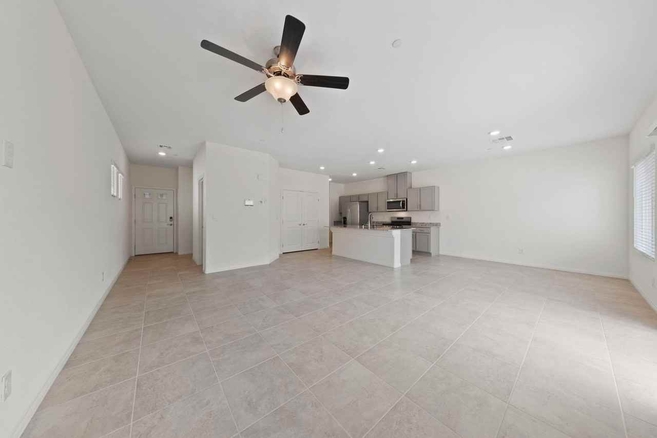 412 Canary Song Dr - Photo 6 of 33
