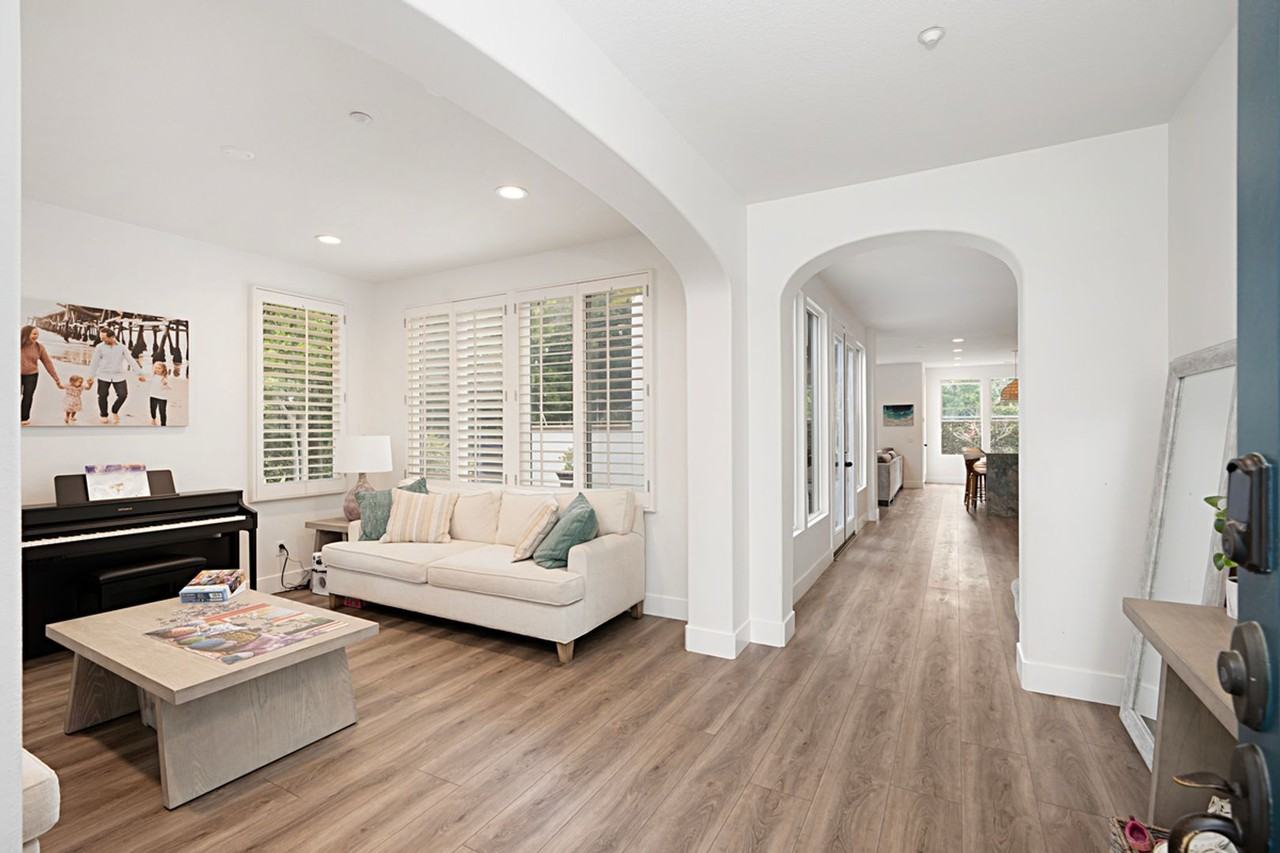 5017 Camino Escollo - Photo 4 of 40