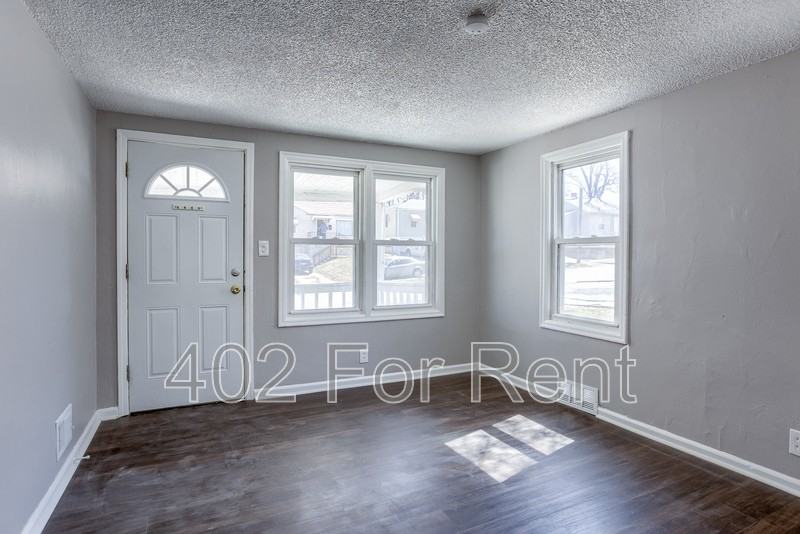 3224 N 40th St - Photo 2 of 25