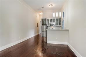 2618 Josephine St - Photo 2 of 7