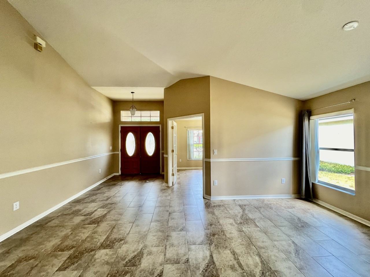 18241 Collridge Dr - Photo 7 of 42