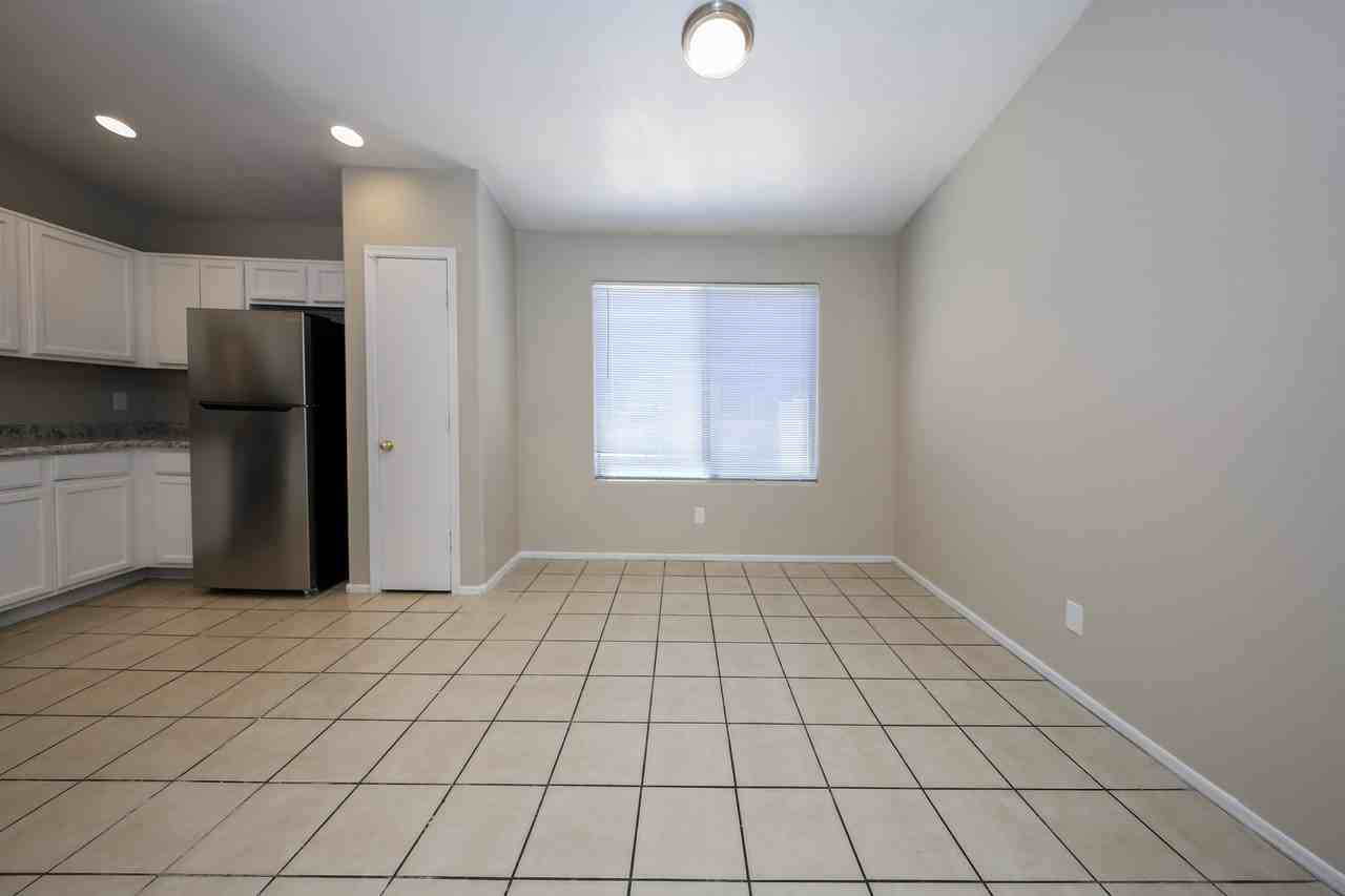 2899 E Paseo La Tierra Buena - Photo 7 of 27