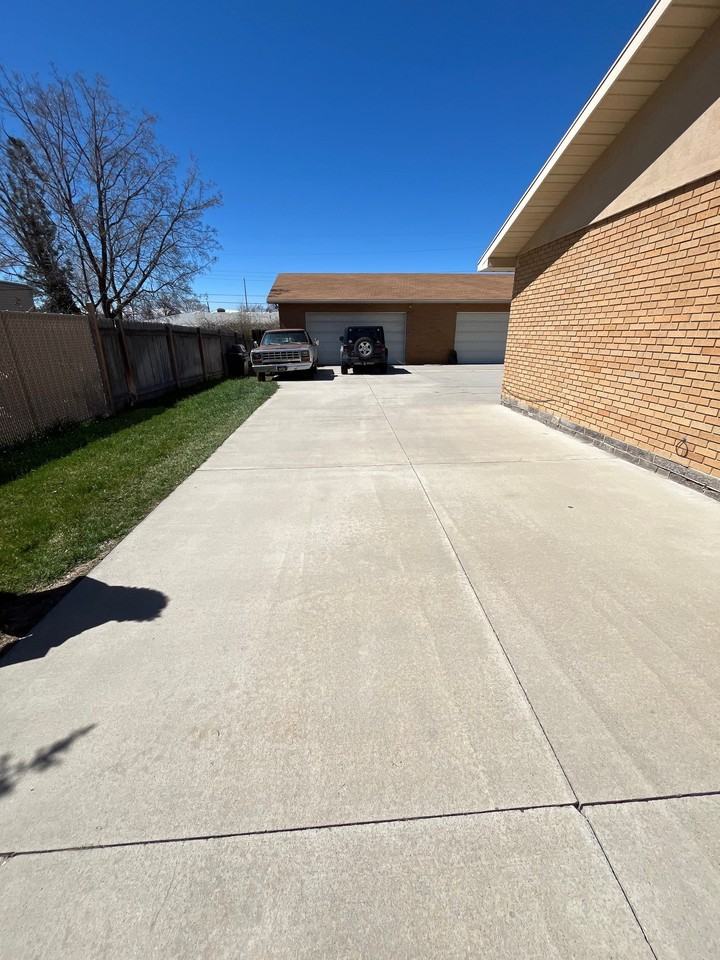 8284 &S Wilson St - Photo 2 of 10