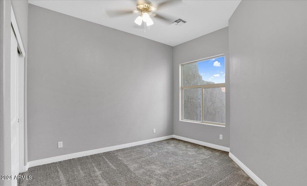 8785 E Greenview Dr - Photo 3 of 16