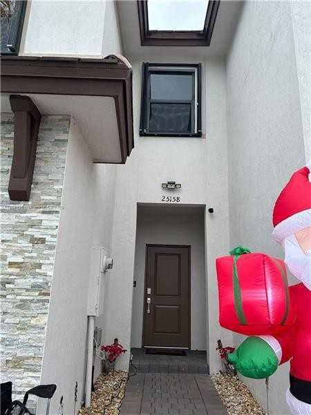 25158 Sw 107th Ave - Photo 2 of 25