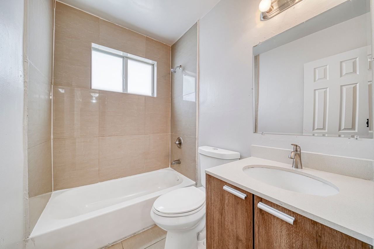 Boardwalk Newly Renovated - Photo 2 of 4