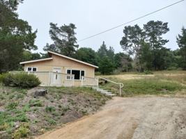 featured image of 552 Calle Vista Del Asta