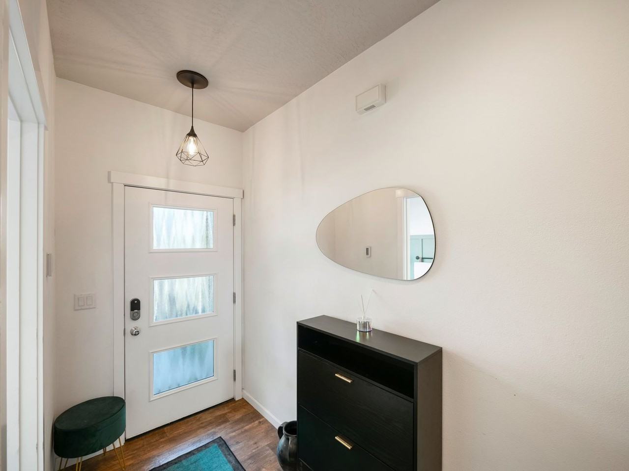 2423 W Bridge Ave - Photo 5 of 29