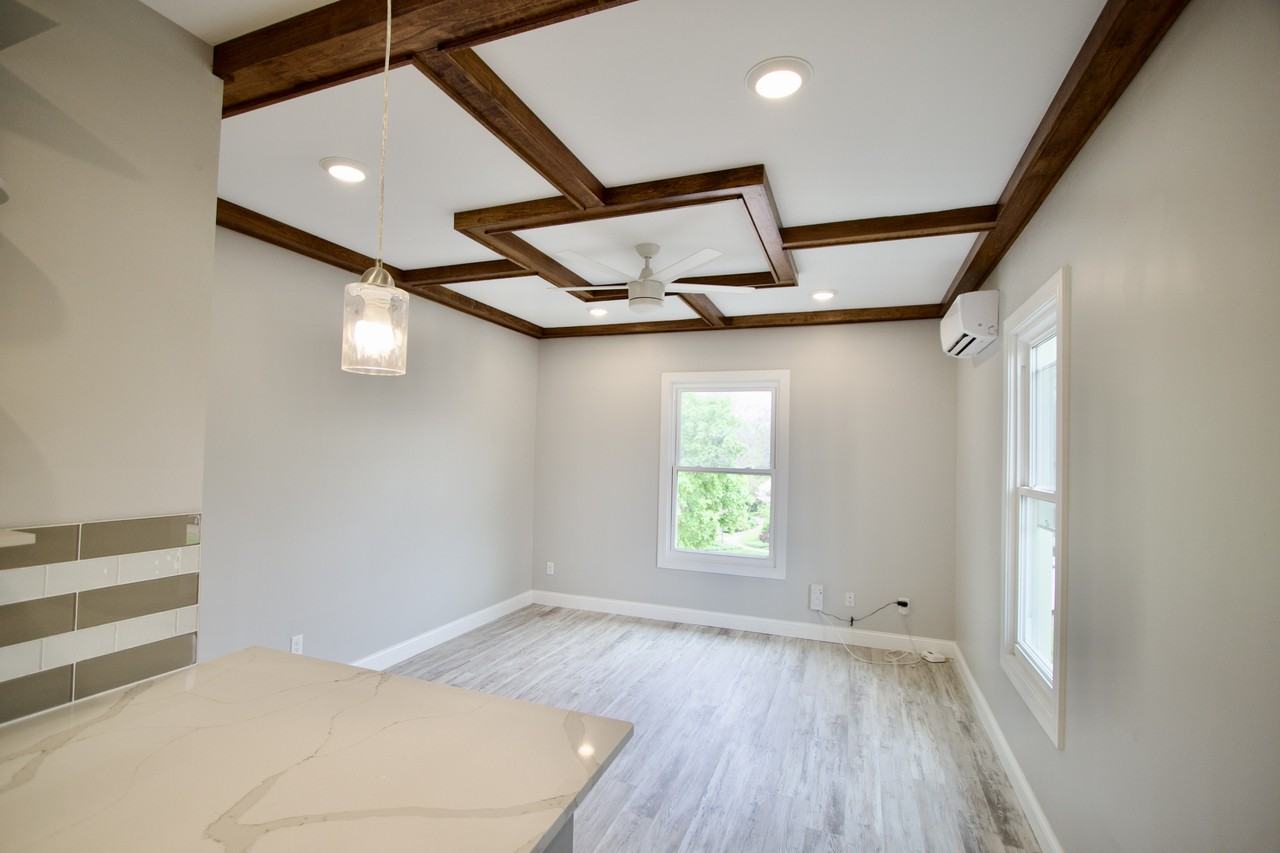 1 Whites Pl #201 - Photo 4 of 12