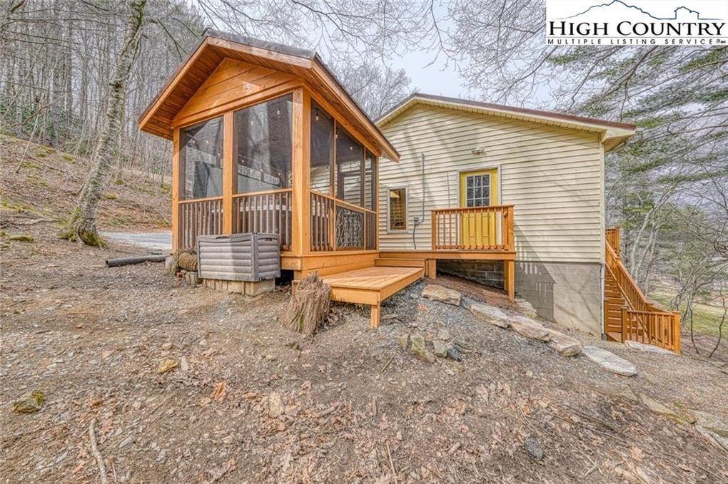 321 Owens Dr #NA - Photo 3 of 30