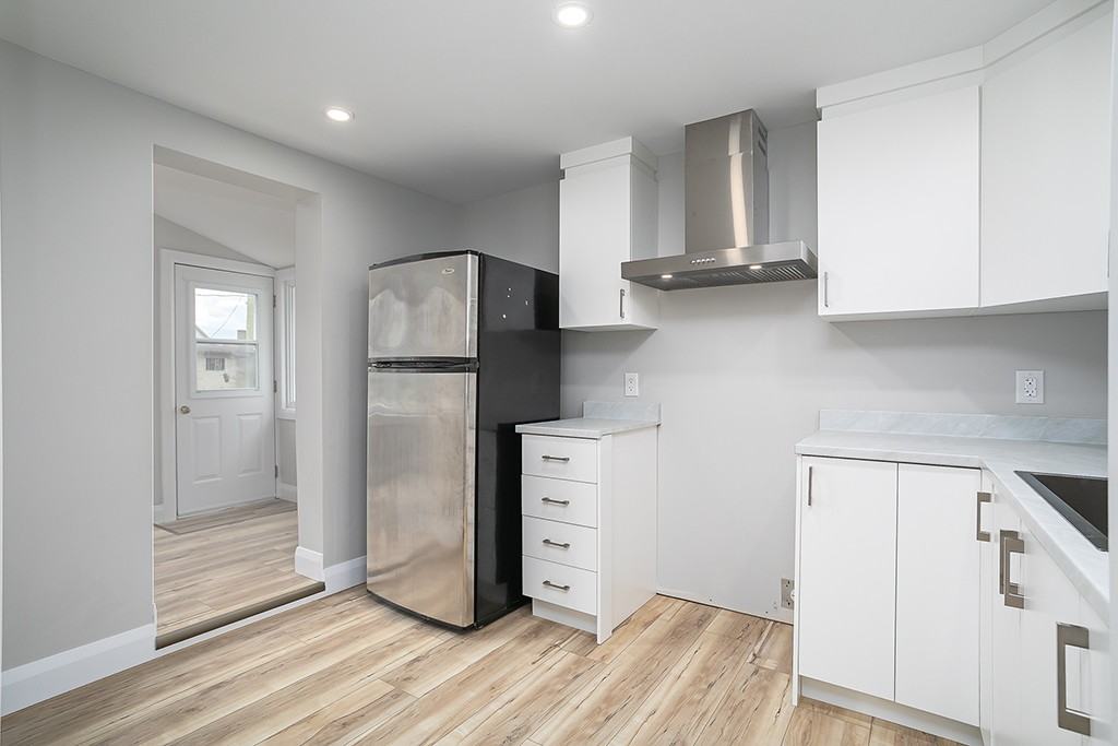 99 B SaintHyacinthe Apartments 99 B99 Rue SaintHyacinthe, Gatineau